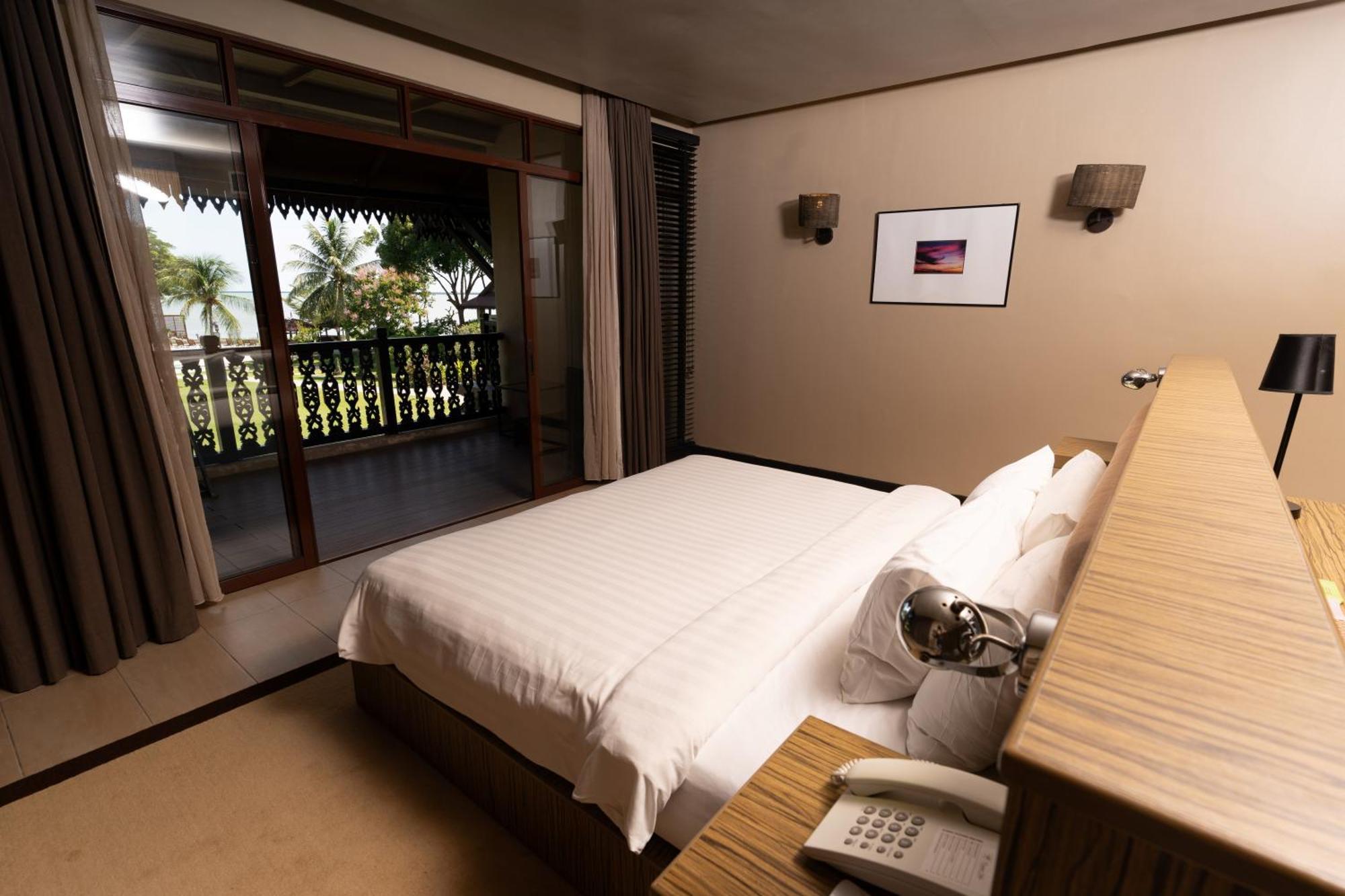 Ombak Villa Langkawi Pantai Cenang (Langkawi) Exterior foto
